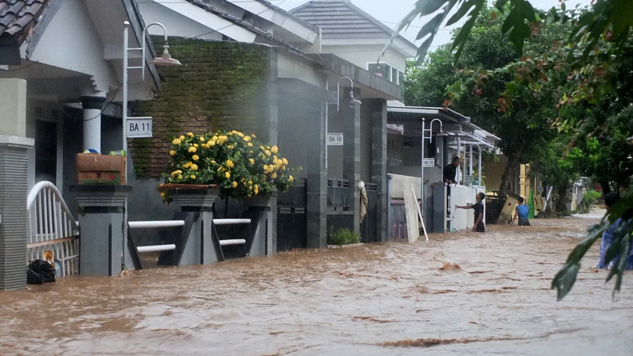 BPBD: Tiga Kecamatan Terendam Banjir di Jember BPBD: Tiga Kecamatan Terendam Banjir di Jember