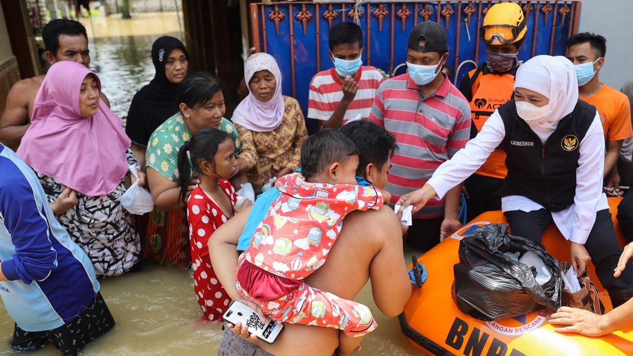 Pemprov Jatim Normalisasi 5 Sungai Penyebab Banjir di Pemekasan Pemprov Jatim Normalisasi 5 Sungai Penyebab Banjir di Pemekasan