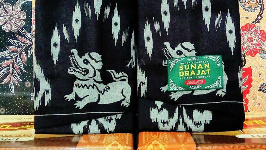 Behaestex Klarifikasi Terkait Hoax Sarung Atlas Bergambar Anjing Behaestex Klarifikasi Terkait Hoax Sarung Atlas Bergambar Anjing