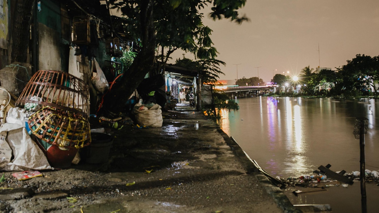 Kampung 1001 Malam: Sarang Penyamun yang Bersalin Rupa Kampung 1001 Malam: Sarang Penyamun yang Bersalin Rupa