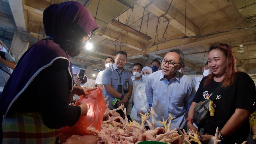 Mendag Zulhas: Inflasi Indonesia Termasuk Paling Rendah di Dunia Mendag Zulhas: Inflasi Indonesia Termasuk Paling Rendah di Dunia