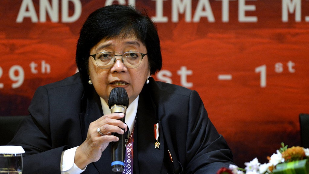 Profil Siti Nurbaya Eks Menteri LHK & Kontroversi soal Banjir Profil Siti Nurbaya Eks Menteri LHK & Kontroversi soal Banjir