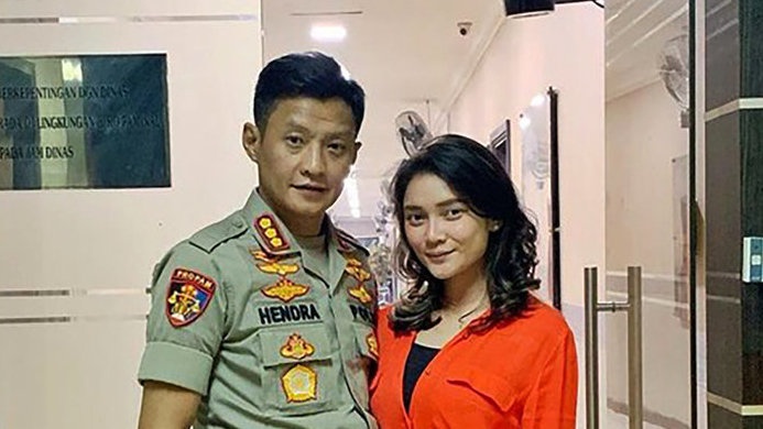 Profil Seali Syah: IG dan Profesi Istri Brigjen Hendra Kurniawan Profil Seali Syah: IG dan Profesi Istri Brigjen Hendra Kurniawan