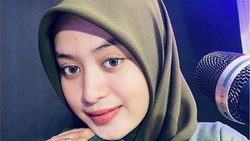 Makna Lirik Lagu Makna Lirik Lagu