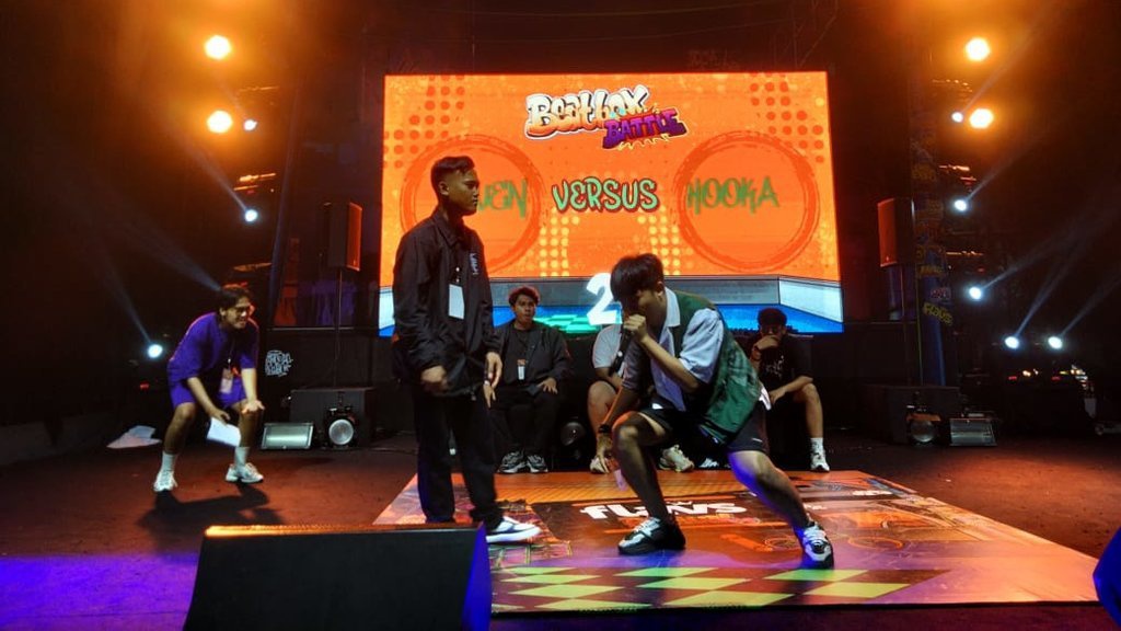 Kawah Candradimuka Seniman Hip-Hop: Sebuah Catatan dari Flavs 20 Kawah Candradimuka Seniman Hip-Hop: Sebuah Catatan dari Flavs 20