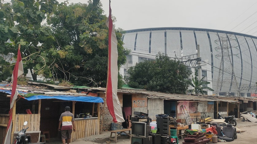 Gusur Kampung Bambu Priok, PT KAI Kerahkan 670 Personel Gabungan Gusur Kampung Bambu Priok, PT KAI Kerahkan 670 Personel Gabungan