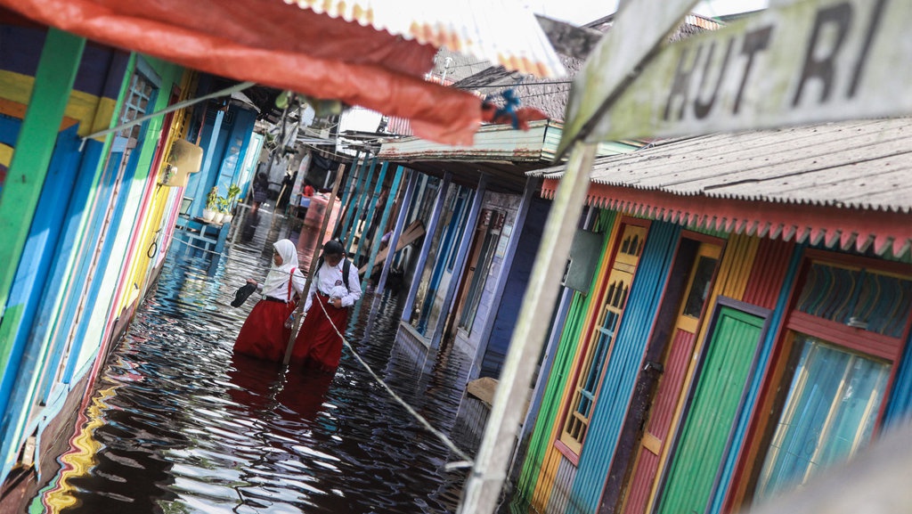 Banjir Satu Bulan Di Kotawaringin Barat Banjir Satu Bulan Di Kotawaringin Barat