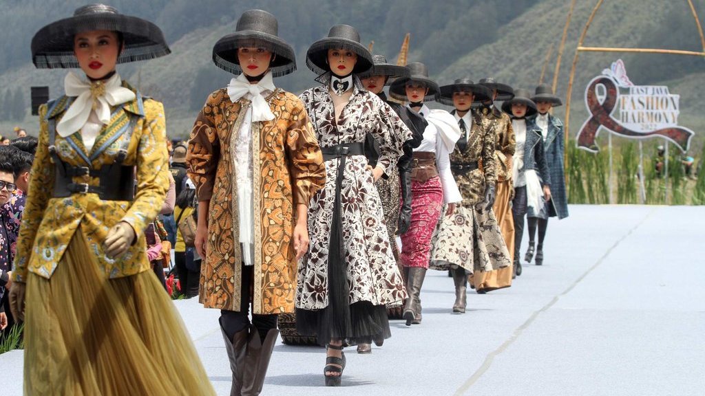 Jadwal Pekan Mode Juni 2023: Miami Fashion Week Hingga PFW 2023 Jadwal Pekan Mode Juni 2023: Miami Fashion Week Hingga PFW 2023