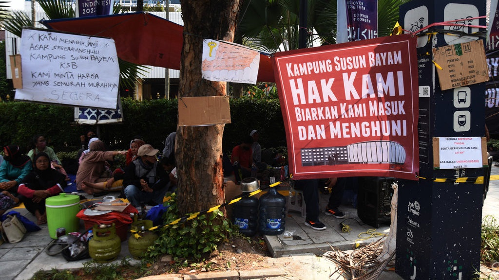 Rencana Rusun Baru untuk Warga Kampung Bayam DIpertanyakan Rencana Rusun Baru untuk Warga Kampung Bayam DIpertanyakan