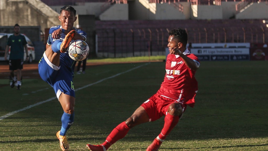 Live Streaming Persib vs PSS Hari Ini Indosiar: Puncak Klasemen? Live Streaming Persib vs PSS Hari Ini Indosiar: Puncak Klasemen?