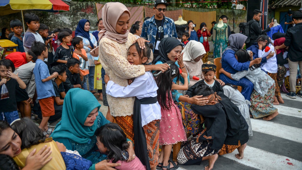 Ide Lomba Hari Ibu yang Menarik untuk Anak Sekolah dan PKK Ide Lomba Hari Ibu yang Menarik untuk Anak Sekolah dan PKK