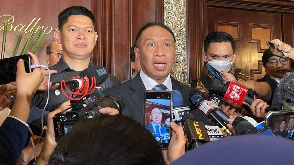 Menpora Segera Lapor ke Jokowi Jika Terpilih Jadi Waketum PSSI Menpora Segera Lapor ke Jokowi Jika Terpilih Jadi Waketum PSSI