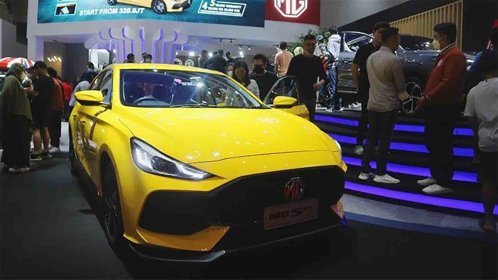Harga Mobil MG ZS Dark Midnight di IIMS 2023, Cek Speknya Harga Mobil MG ZS Dark Midnight di IIMS 2023, Cek Speknya