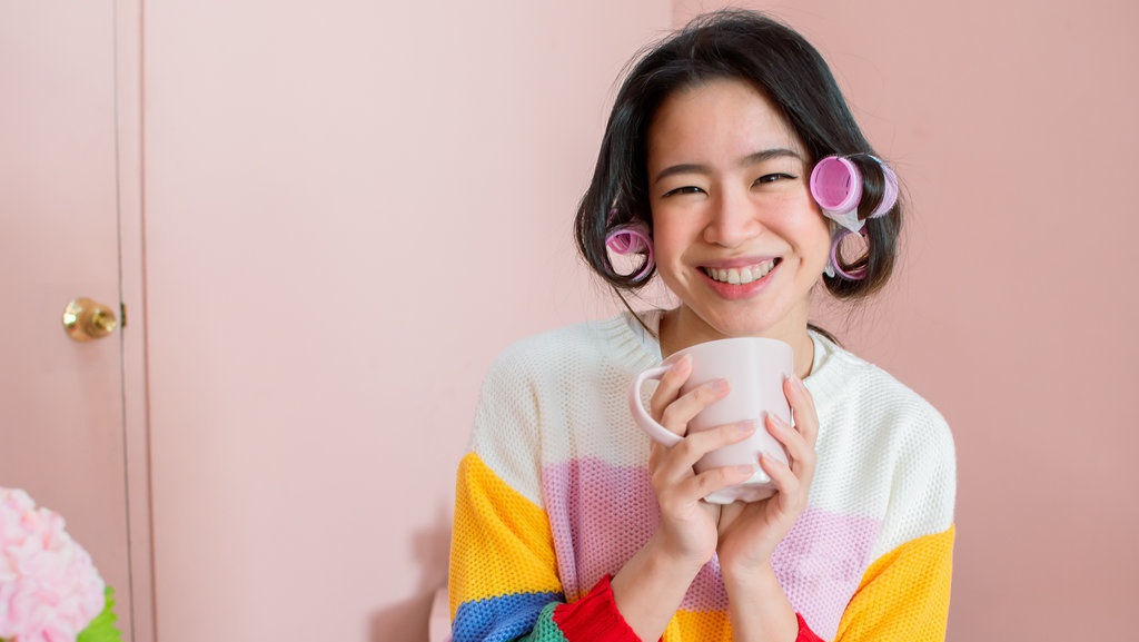 4 Cara Memakai Roll Rambut dan 5 Tips Agar Tahan Lama 4 Cara Memakai Roll Rambut dan 5 Tips Agar Tahan Lama