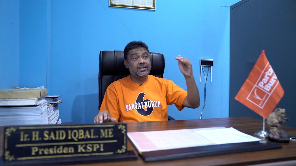 UMP DKI Naik Hanya Rp165 Ribu, Buruh Ancam Mogok Kerja UMP DKI Naik Hanya Rp165 Ribu, Buruh Ancam Mogok Kerja