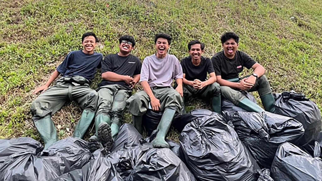 Kisruh Pandawara Ditolak Kades karena Sebut Pantai Cibutun Kotor Kisruh Pandawara Ditolak Kades karena Sebut Pantai Cibutun Kotor
