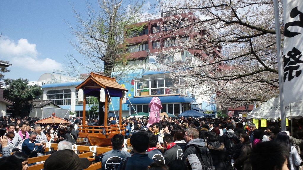 10 Fakta Festival Kanamara Matsuri di Jepang dan Maknanya 10 Fakta Festival Kanamara Matsuri di Jepang dan Maknanya