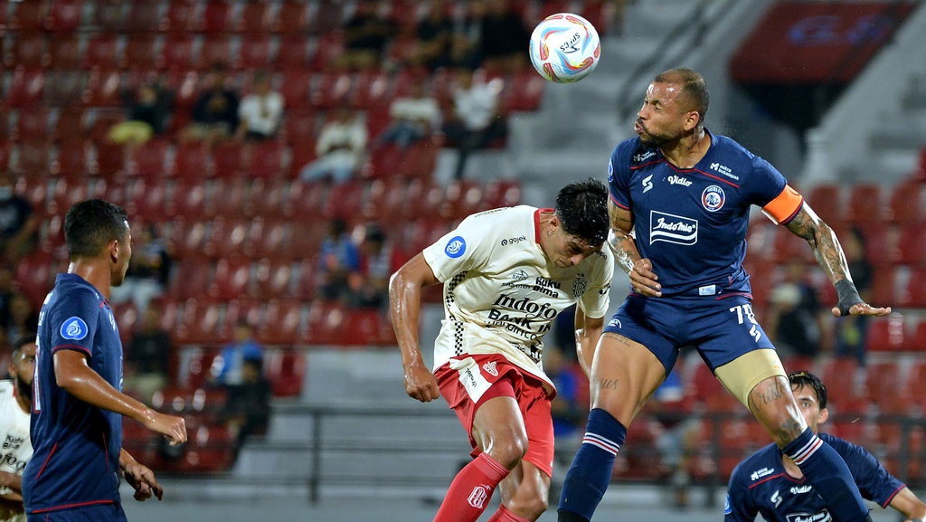 Arema vs RANS Liga 1 2023-24: Prediksi, Skor H2H, & Jam Berapa? Arema vs RANS Liga 1 2023-24: Prediksi, Skor H2H, & Jam Berapa?