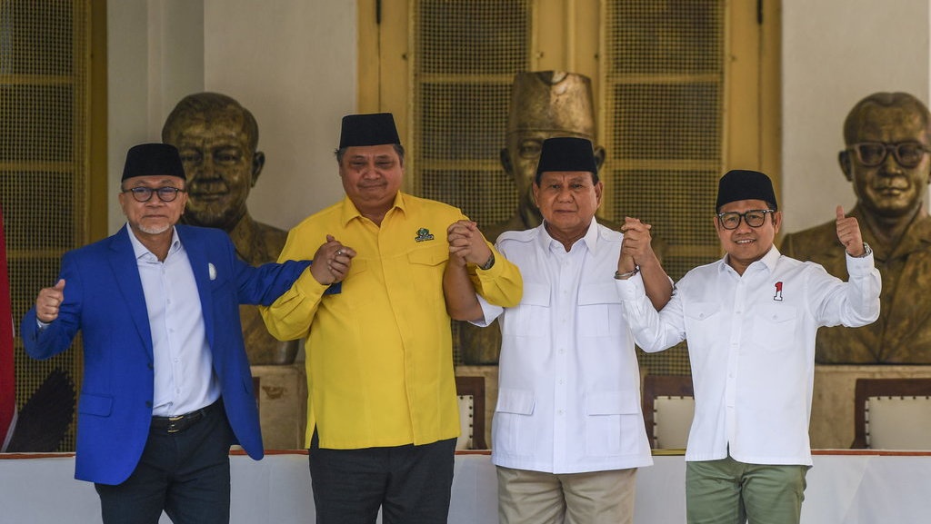 Bergabungnya PAN & Golkar Buat Prabowo Pusing Pilih Cawapres Bergabungnya PAN & Golkar Buat Prabowo Pusing Pilih Cawapres