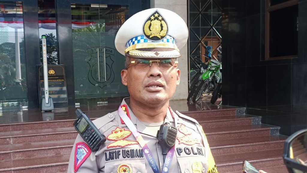 Polisi Akan Beri Sanksi Tilang Bagi Pengguna Knalpot Brong Polisi Akan Beri Sanksi Tilang Bagi Pengguna Knalpot Brong