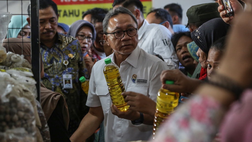 Mendag Sebut Stok Beras Bulog Cukup, tapi Harga Masih Mahal Mendag Sebut Stok Beras Bulog Cukup, tapi Harga Masih Mahal