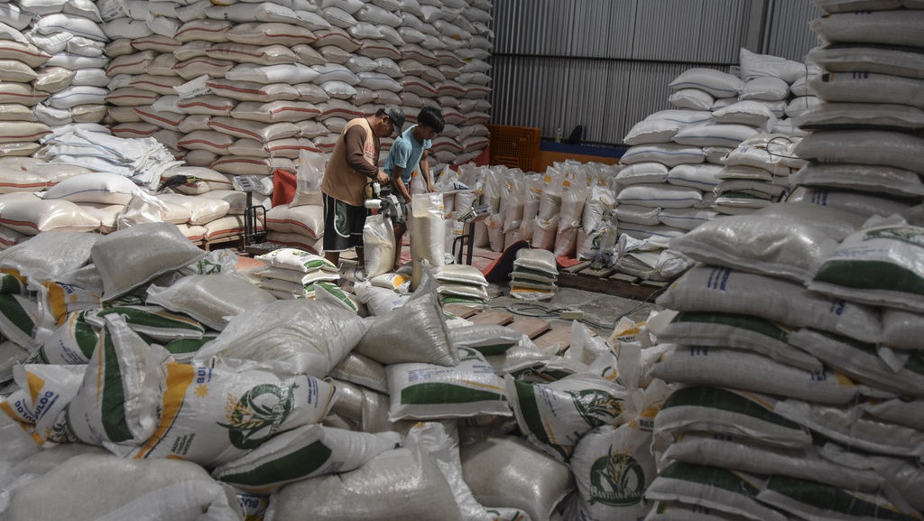 Update Harga Pangan 18 Oktober 2023: Beras Mahal Rp14.970 per Kg Update Harga Pangan 18 Oktober 2023: Beras Mahal Rp14.970 per Kg
