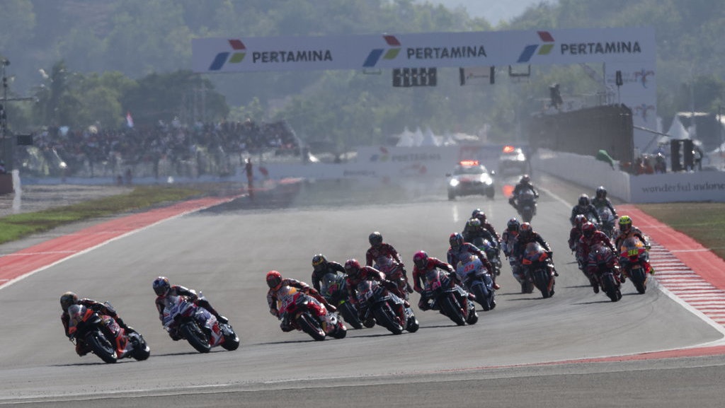 MotoGP Mandalika Akan Dimulai, Pemerintah Belum Batasi Wisatawan MotoGP Mandalika Akan Dimulai, Pemerintah Belum Batasi Wisatawan