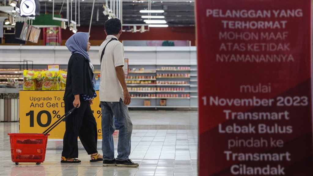 Transmart Resinda Karawang Tutup Permanen per 31 Juli 2025 Transmart Resinda Karawang Tutup Permanen per 31 Juli 2025