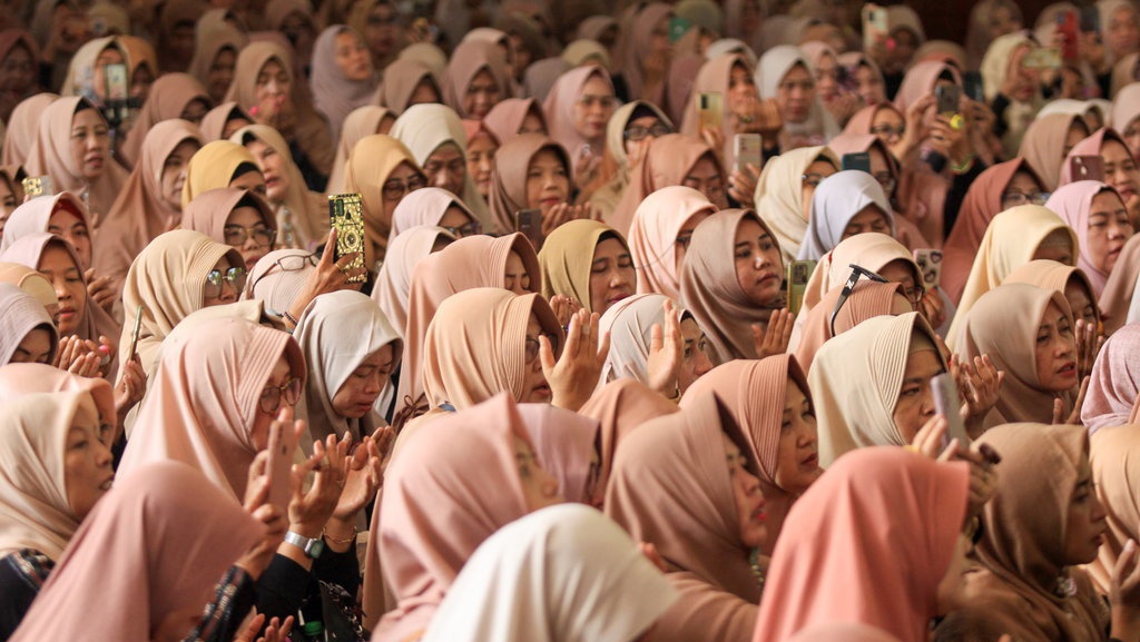 Jadwal Ngaji Ustadzah Halimah Alaydrus Juli 2025 di Jabodetabek Jadwal Ngaji Ustadzah Halimah Alaydrus Juli 2025 di Jabodetabek