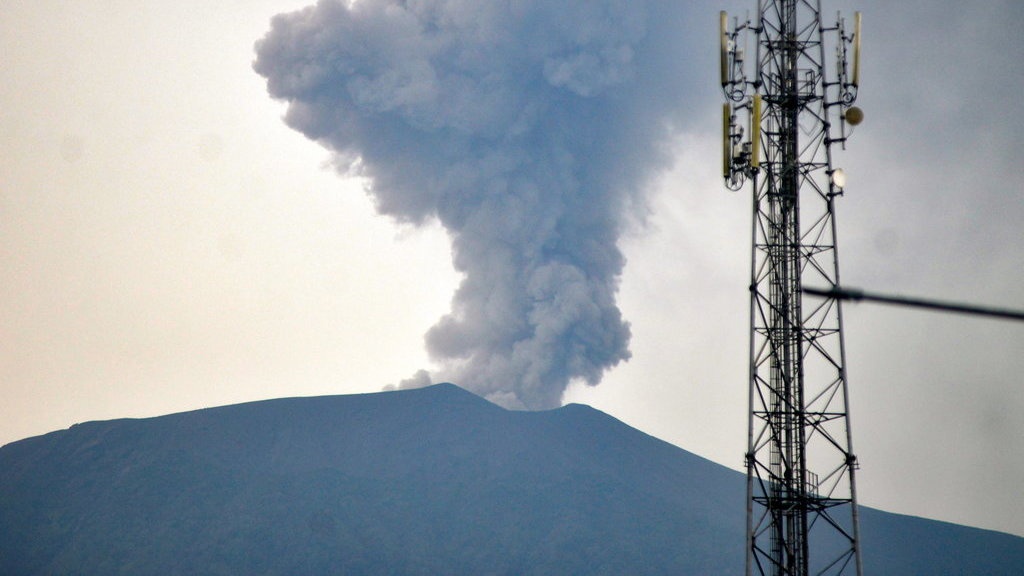Sejarah Erupsi Gunung Marapi yang Pernah Meletus pada 1807 Sejarah Erupsi Gunung Marapi yang Pernah Meletus pada 1807