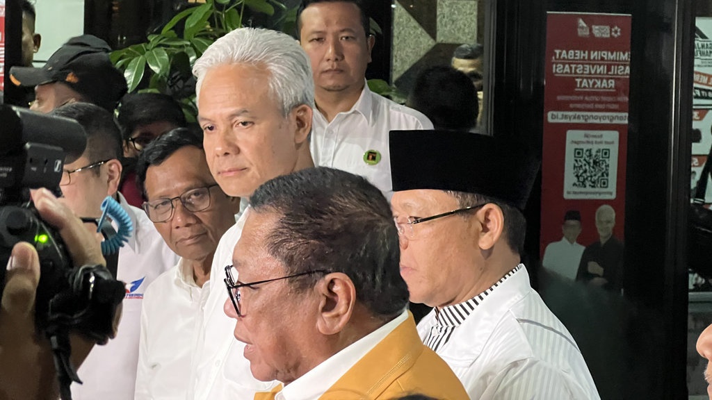 PPP Pecat Anggotanya yang Deklarasi Dukungan ke Prabowo-Gibran PPP Pecat Anggotanya yang Deklarasi Dukungan ke Prabowo-Gibran