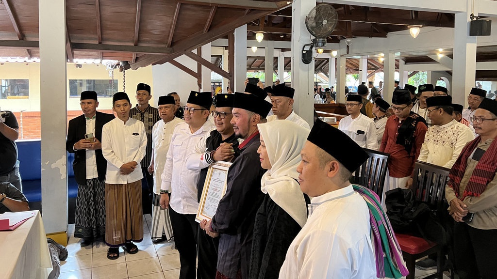 Ganjar-Mahfud Dapat Dukungan dari Kelompok Kiai Kampung Ganjar-Mahfud Dapat Dukungan dari Kelompok Kiai Kampung