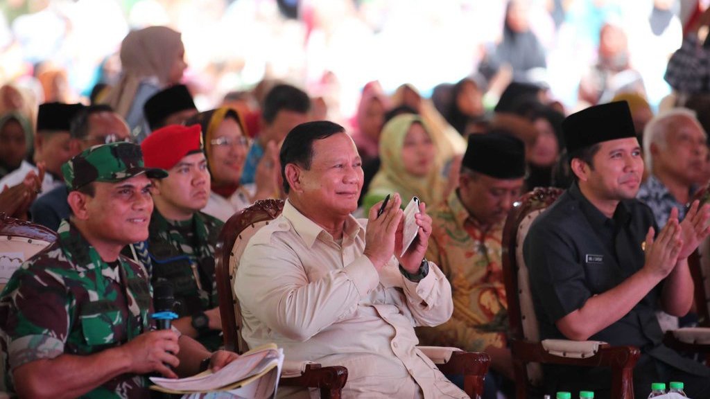 Saham Pendukung Prabowo-Gibran Melesat usai Potensi 1 Putaran Saham Pendukung Prabowo-Gibran Melesat usai Potensi 1 Putaran