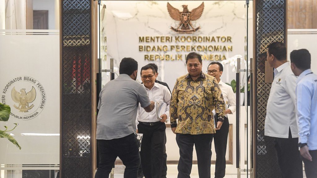 Airlangga Pamer Kesuksesan Omnibus Law di Depan Anggota OECD Airlangga Pamer Kesuksesan Omnibus Law di Depan Anggota OECD