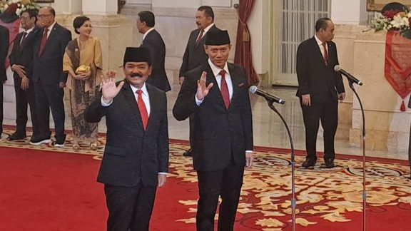 Jokowi Terpukau Pendidikan AHY di Militer & Kampus Top Dunia Jokowi Terpukau Pendidikan AHY di Militer & Kampus Top Dunia