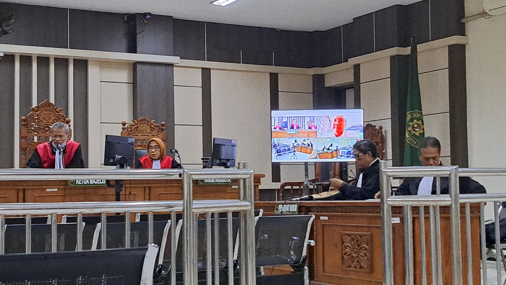 Korupsi Bank Jateng Digunakan untuk Tutup Angsuran Pegawai PN Korupsi Bank Jateng Digunakan untuk Tutup Angsuran Pegawai PN