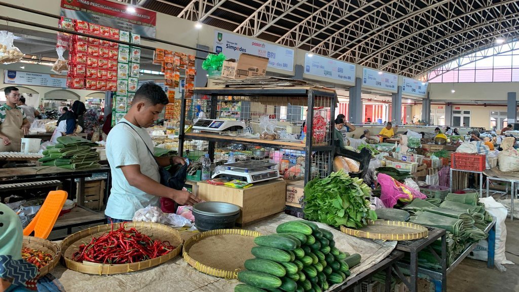 Hari Pertama Ramadhan, Harga Bahan Pokok di Solo Melonjak Tajam Hari Pertama Ramadhan, Harga Bahan Pokok di Solo Melonjak Tajam