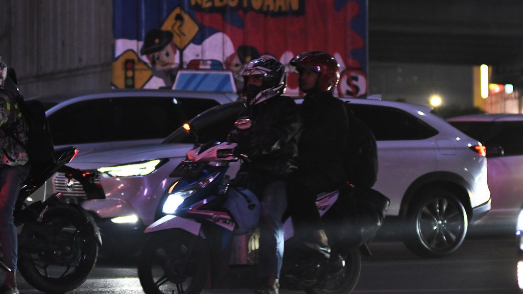 10 Tips Mudik Naik Motor Agar Tetap Aman dan Nyaman 2024 10 Tips Mudik Naik Motor Agar Tetap Aman dan Nyaman 2024