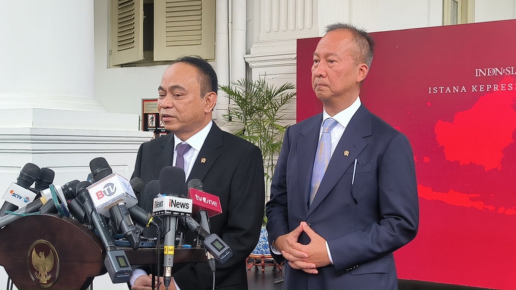 Menkominfo Sebut CEO Microsoft Akan Temui Jokowi 30 April 2024 Menkominfo Sebut CEO Microsoft Akan Temui Jokowi 30 April 2024