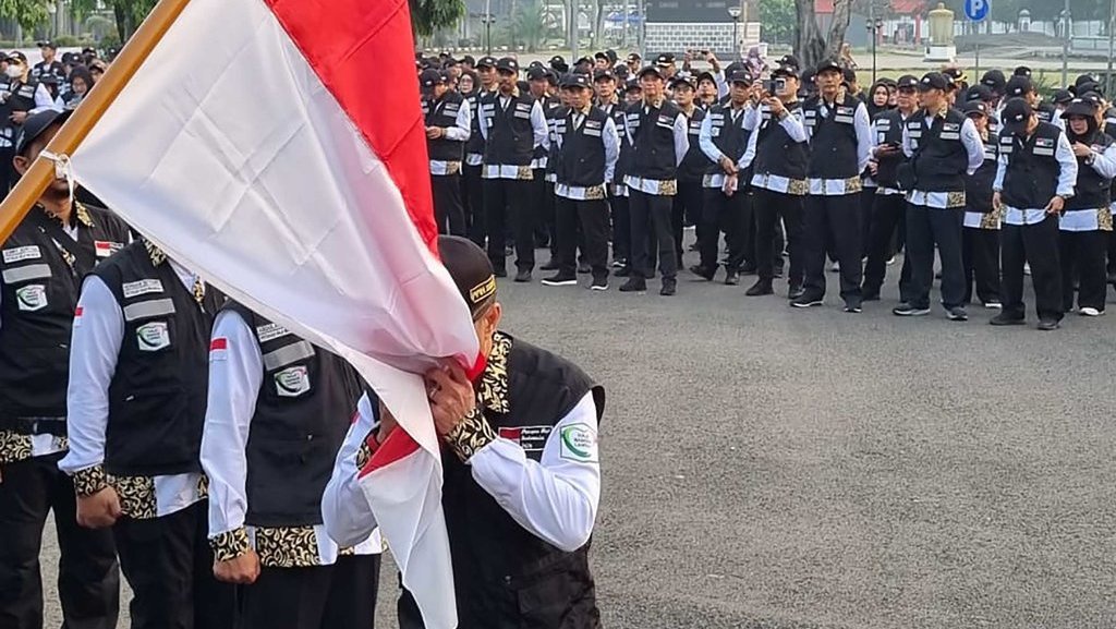 437 Petugas Haji Daker Madinah dan Bandara Berangkat Hari Ini 437 Petugas Haji Daker Madinah dan Bandara Berangkat Hari Ini