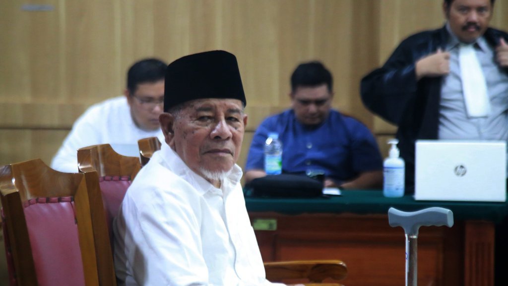 Arti Kode Blok Medan & Fakta Sidang Gubernur Malut A.G. Kasuba Arti Kode Blok Medan & Fakta Sidang Gubernur Malut A.G. Kasuba