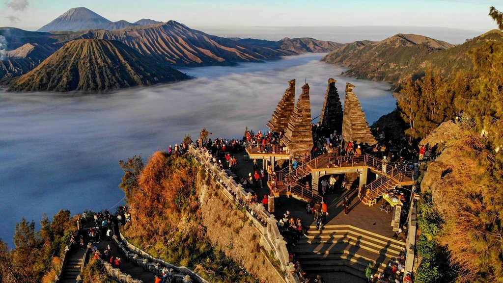 Kawasan Gunung Bromo Ditutup untuk Wisatawan pada 21-24 Juni Kawasan Gunung Bromo Ditutup untuk Wisatawan pada 21-24 Juni