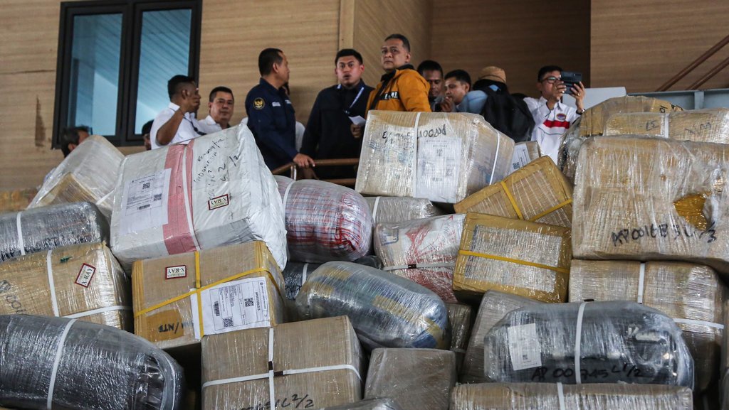 Ribuan Barang PMI Tertahan, BP2MI Minta Bea Cukai Beri Diskresi Ribuan Barang PMI Tertahan, BP2MI Minta Bea Cukai Beri Diskresi