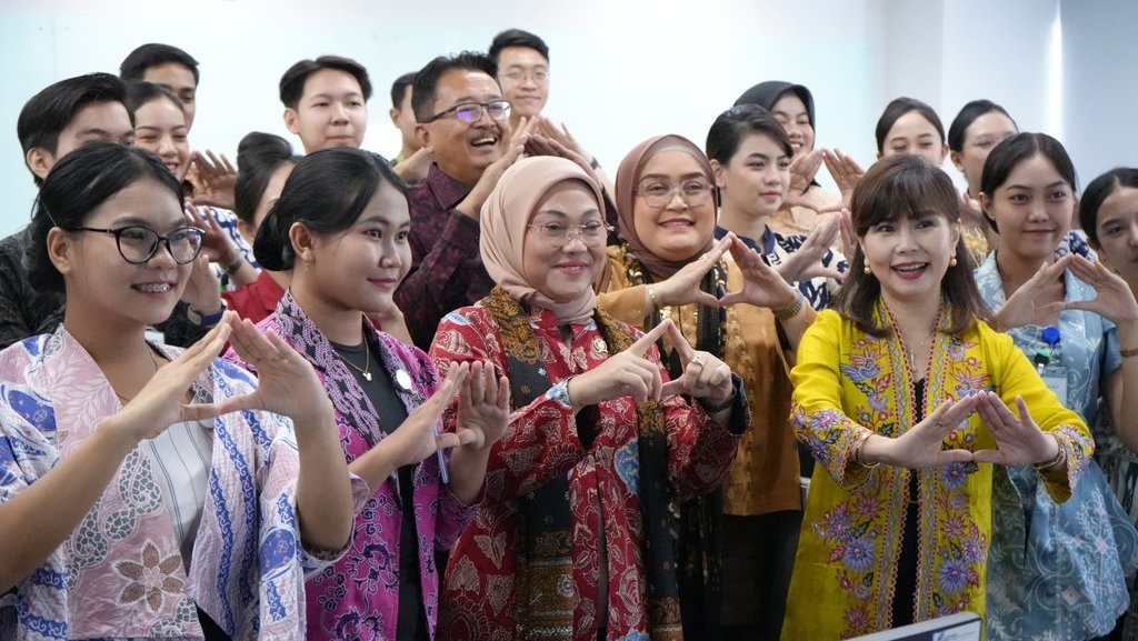 Menaker Ajak Dunia Usaha Gelar Program Pemagangan Menaker Ajak Dunia Usaha Gelar Program Pemagangan