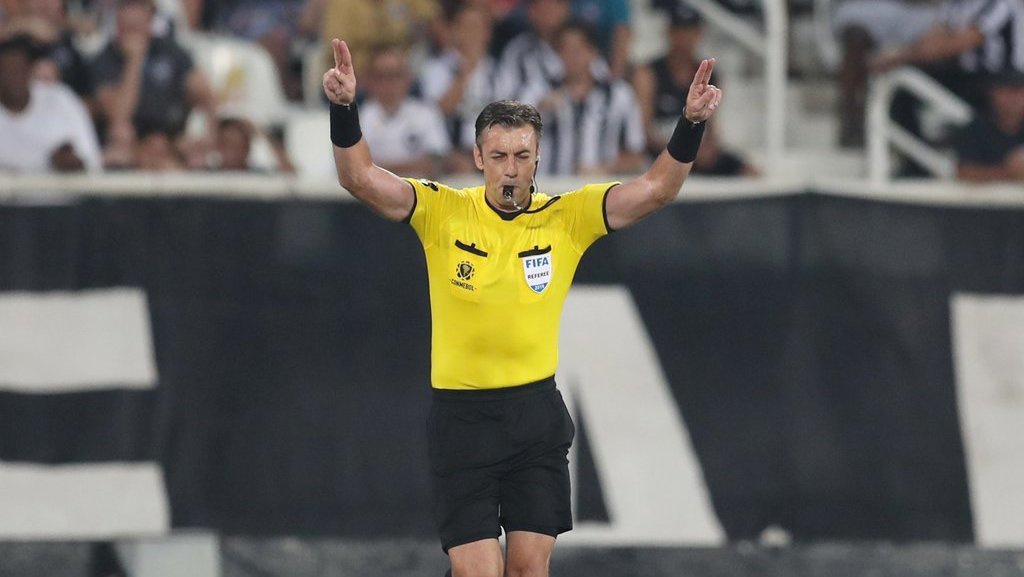 Profil Raphael Claus Wasit Final Copa America 2024 & Kontroversi Profil Raphael Claus Wasit Final Copa America 2024 & Kontroversi