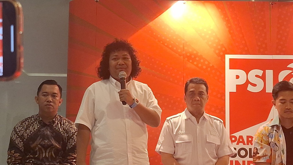 Marshel Anggap Kritikan Rekan Komedian sebagai Bentuk Respek Marshel Anggap Kritikan Rekan Komedian sebagai Bentuk Respek
