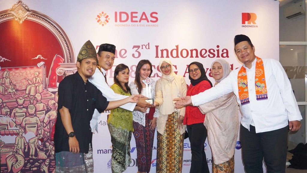 Pertamina Raih Penghargaan ESG Bidang Hubungan dengan Pelanggan Pertamina Raih Penghargaan ESG Bidang Hubungan dengan Pelanggan
