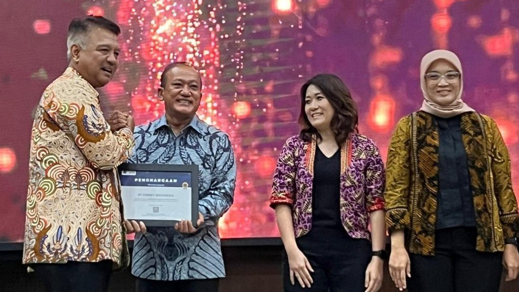 Finnet Terima Penghargaan DJP atas Kontribusi & Kepatuhan Pajak Finnet Terima Penghargaan DJP atas Kontribusi & Kepatuhan Pajak
