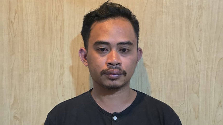 Polda Metro Jaya Tangkap Pelaku Penipuan Senilai Rp1,1 Miliar Polda Metro Jaya Tangkap Pelaku Penipuan Senilai Rp1,1 Miliar