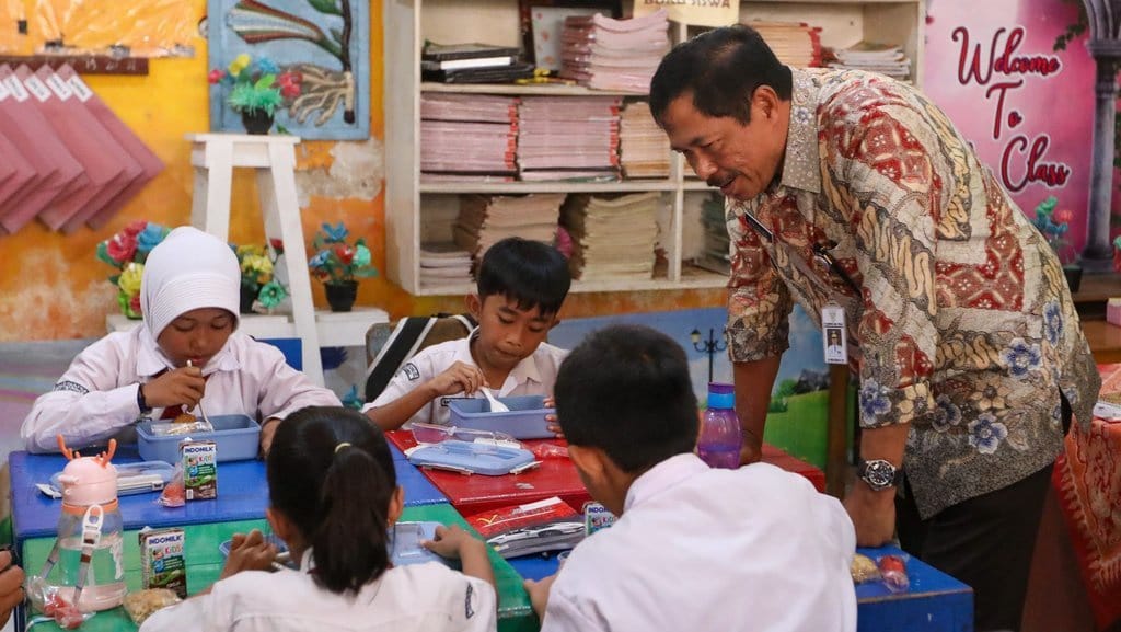 Pemprov Jateng Galakkan Bantuan Makanan Bergizi Atasi Kemiskinan Pemprov Jateng Galakkan Bantuan Makanan Bergizi Atasi Kemiskinan